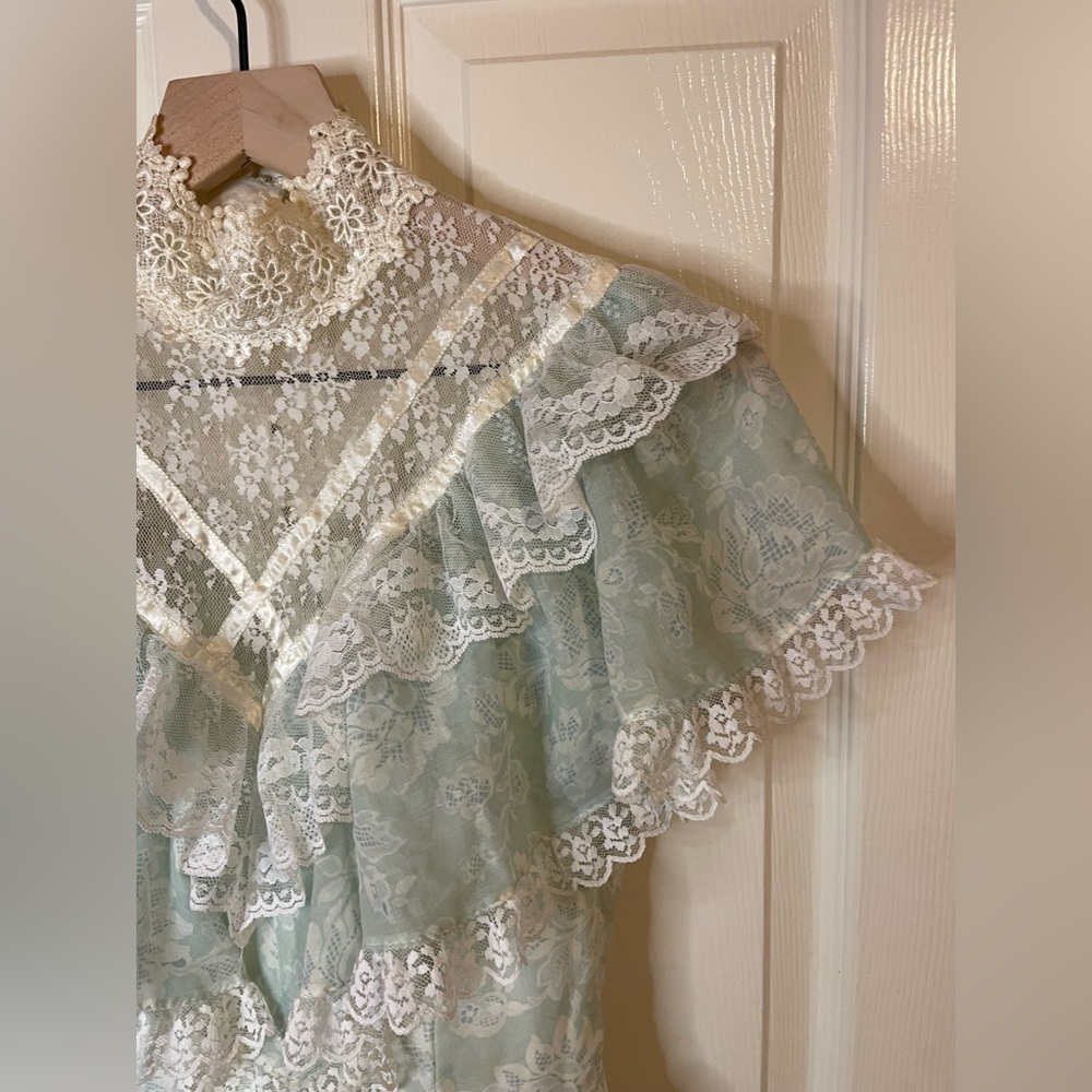 Gunne Sax Victorian Vintage 1970s Blue Floral Lace Dress in Size 5 *Rare* - Picture 10 of 16